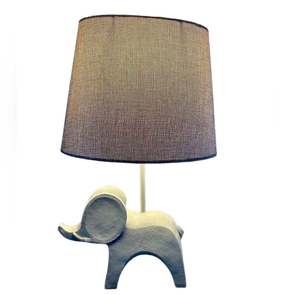 ADORABLE Grey Elephant Lamp/Nightlight! 🐘🤍